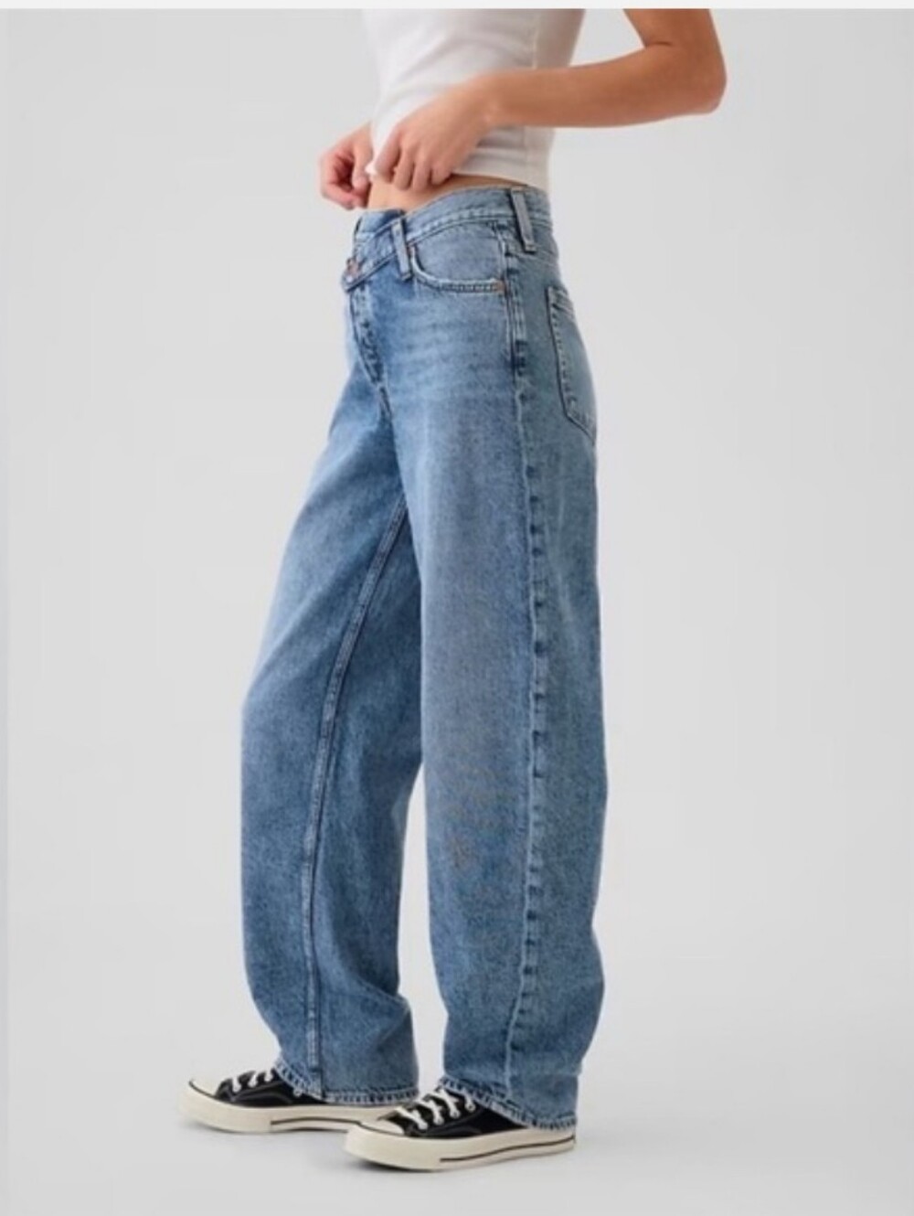 NWOT Gap high rise crossover barrel Jean Light Wash 27 4 - Picture 10 of 11